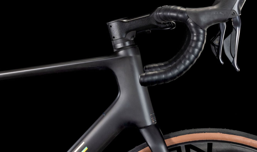 Cube Attain C:62 SLT carbon'n'rainbow 