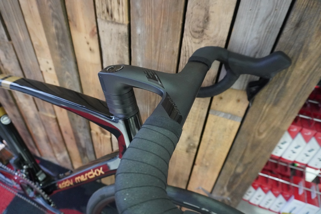 Eddy Merckx 525 Shimano Ultegra DI2 + Roues Novatec 55mm