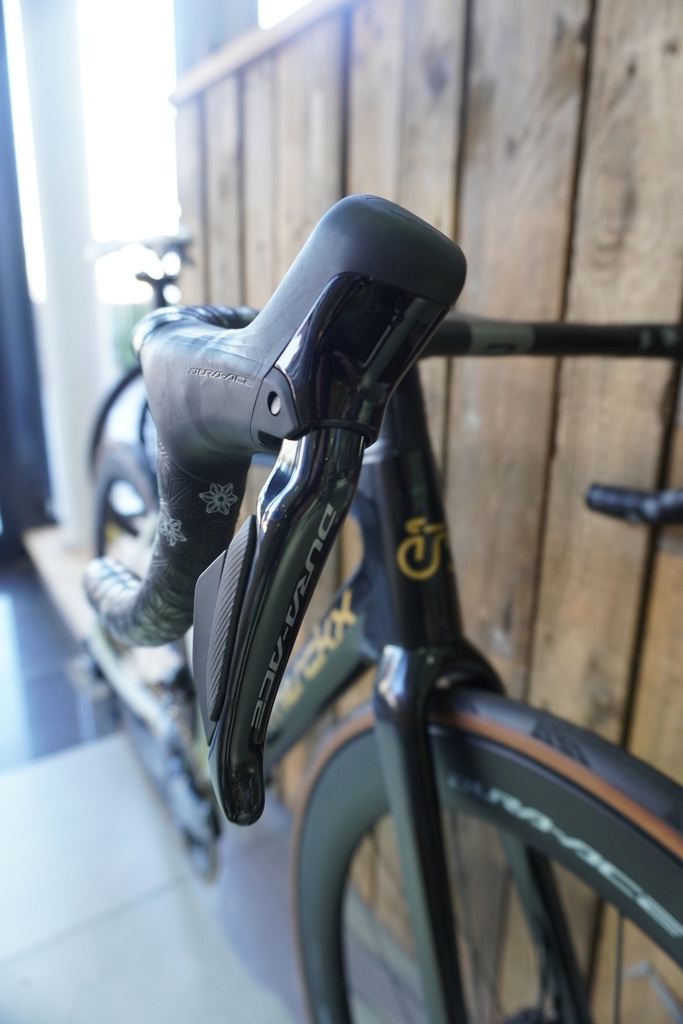 Eddy Merckx 525 Disc Shimano Dura-ace 2x 12v Di2 powermeter