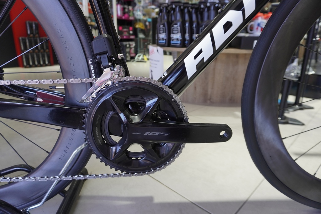 Adris Le Rouleur Shimano 105 2x 12v DI2 Roues Lùn carbone Promo