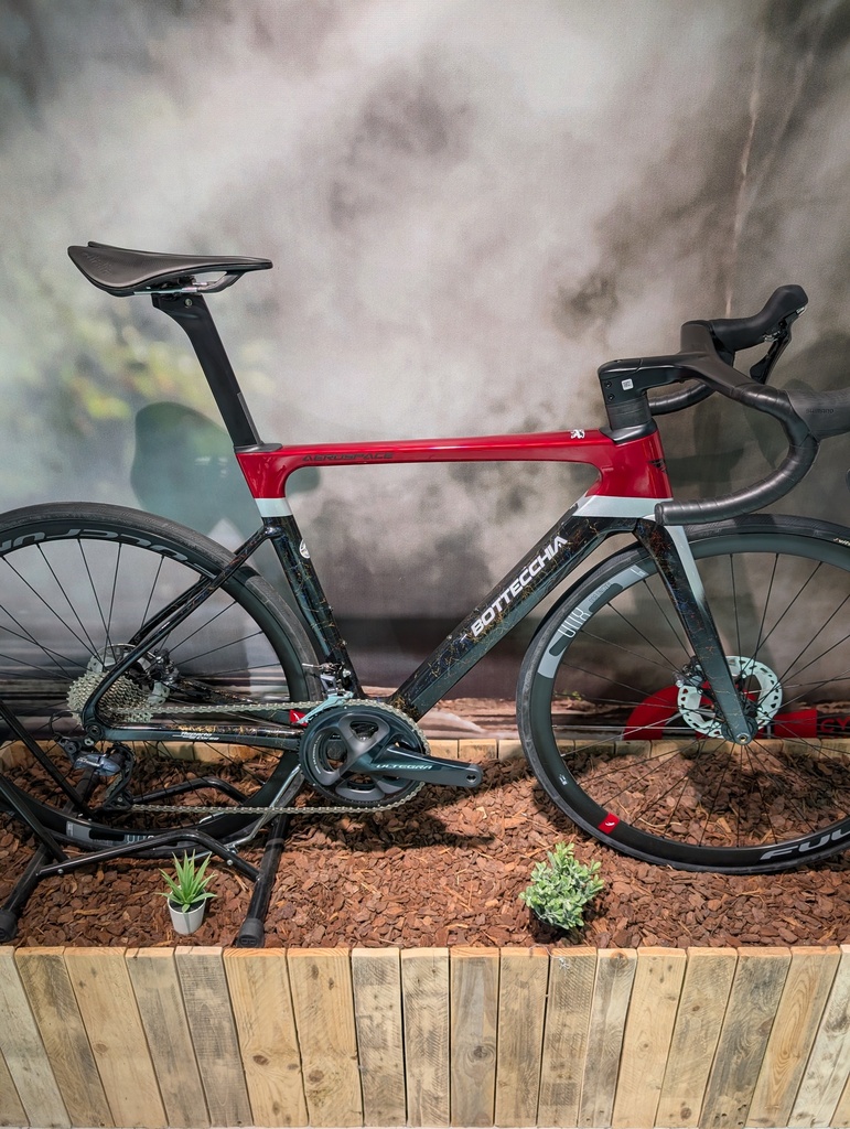 Bottecchia Aerospace Shimano Ultegra Fulcrum 818