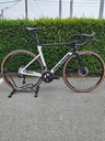 Adris Le performance S2 Black/Glacier Shimano 105 DI2 2x 12v 