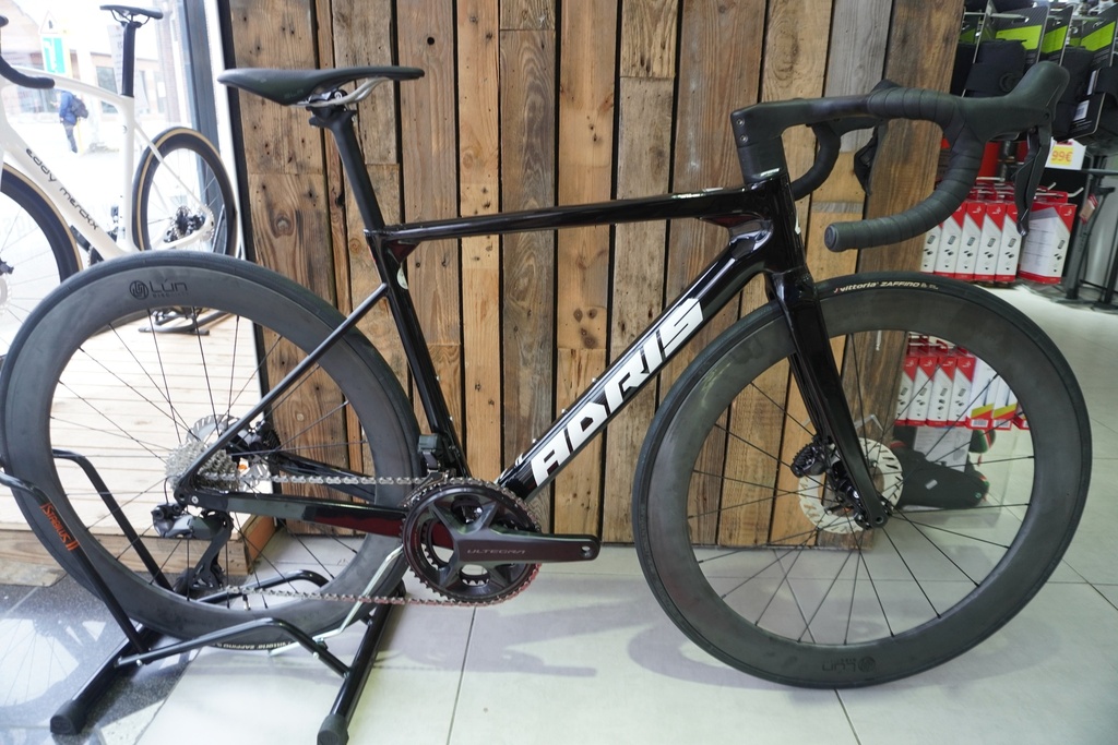 Adris Le Rouleur Shimano Ultegra 2x 12v DI2 Roues Lùn carbone Promo