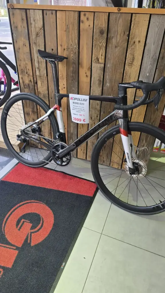 Cipollini Bond Evo + Ultegra Di2 + Fulcrum Airbeat Taille M