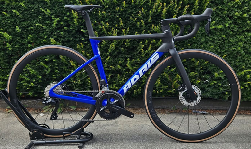 Adris Le Performance S2 Shimano 105 Di2 Bleu Electrique