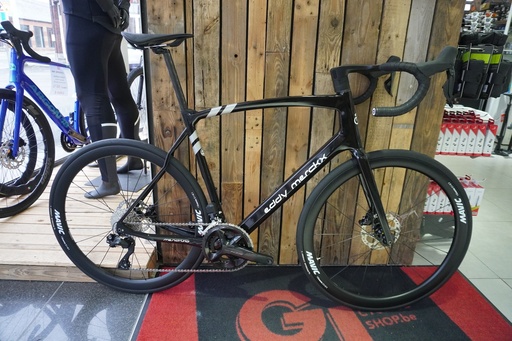 Eddy Merckx Mendrisio Shimano 105 DI2 2x 12v + Roues Mavic Cosmic S 42mm
