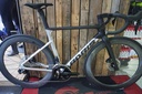 Adris Le performance S2 Black/Ouragan Shimano 105 DI2 2x 12v