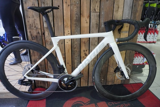 Adris Le performance Blanc Glacier Wheeltop 2x 11v ELEC