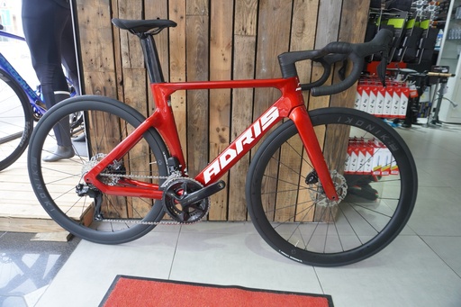 Adris Le Vitesse Shimano 105 méca Rouge Saphire Roues Aluminium