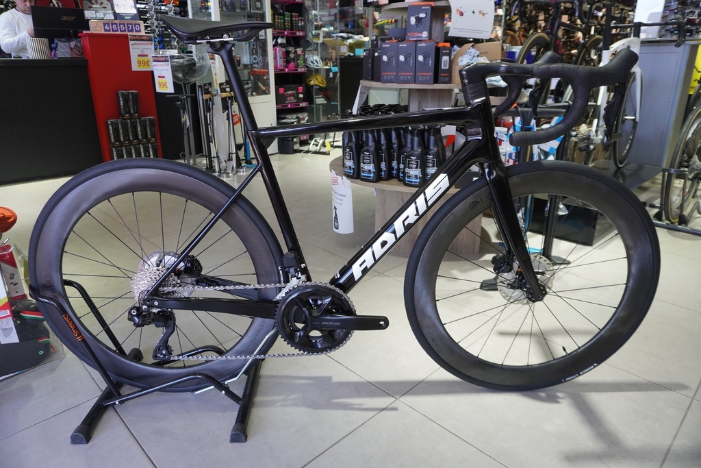 Adris Le Rouleur Shimano 105 2x 12v DI2 Roues Lùn carbone Promo