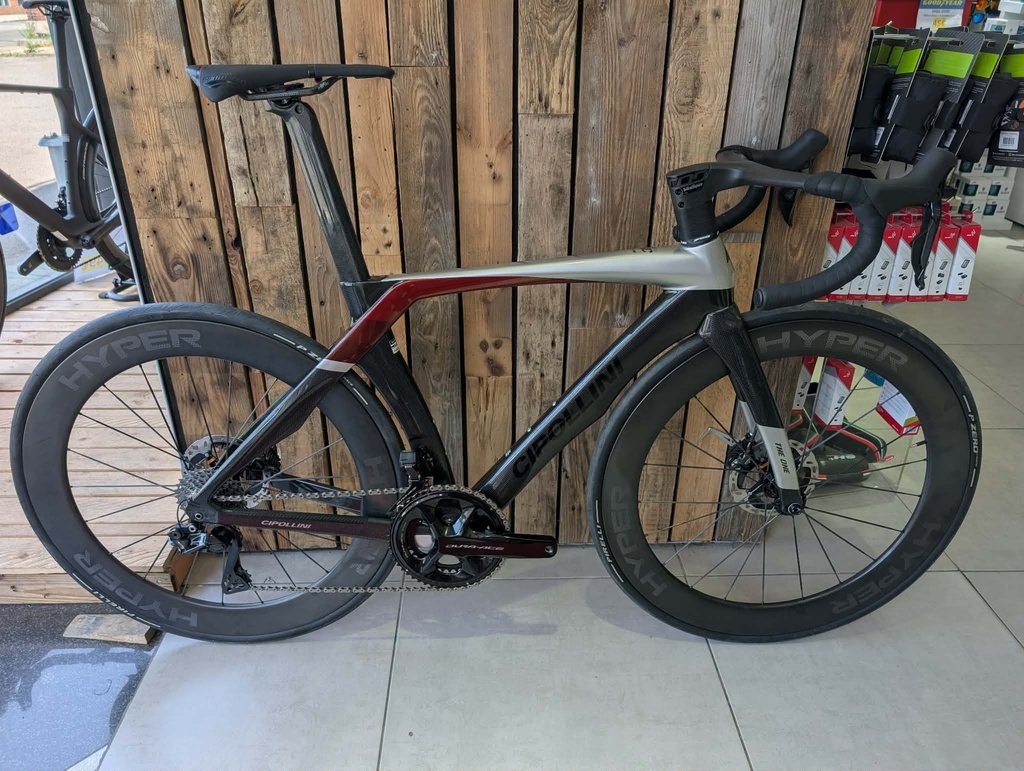 Cipollini RB1K The One Dura-Ace Di2 PM + Lun Hyper + Metron 5D Taille S