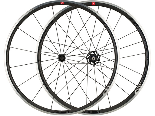 [998025] Fulcrum Racing 6 C17 pneus patins